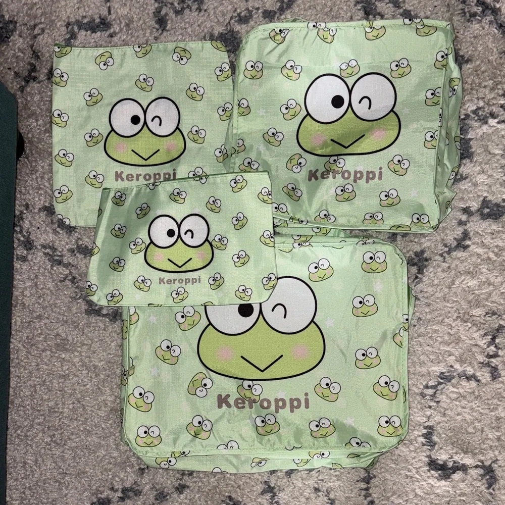 Sanrio Keroppi Green Travel Set